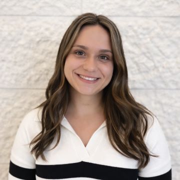 Portrait of  Lauren Rozmus